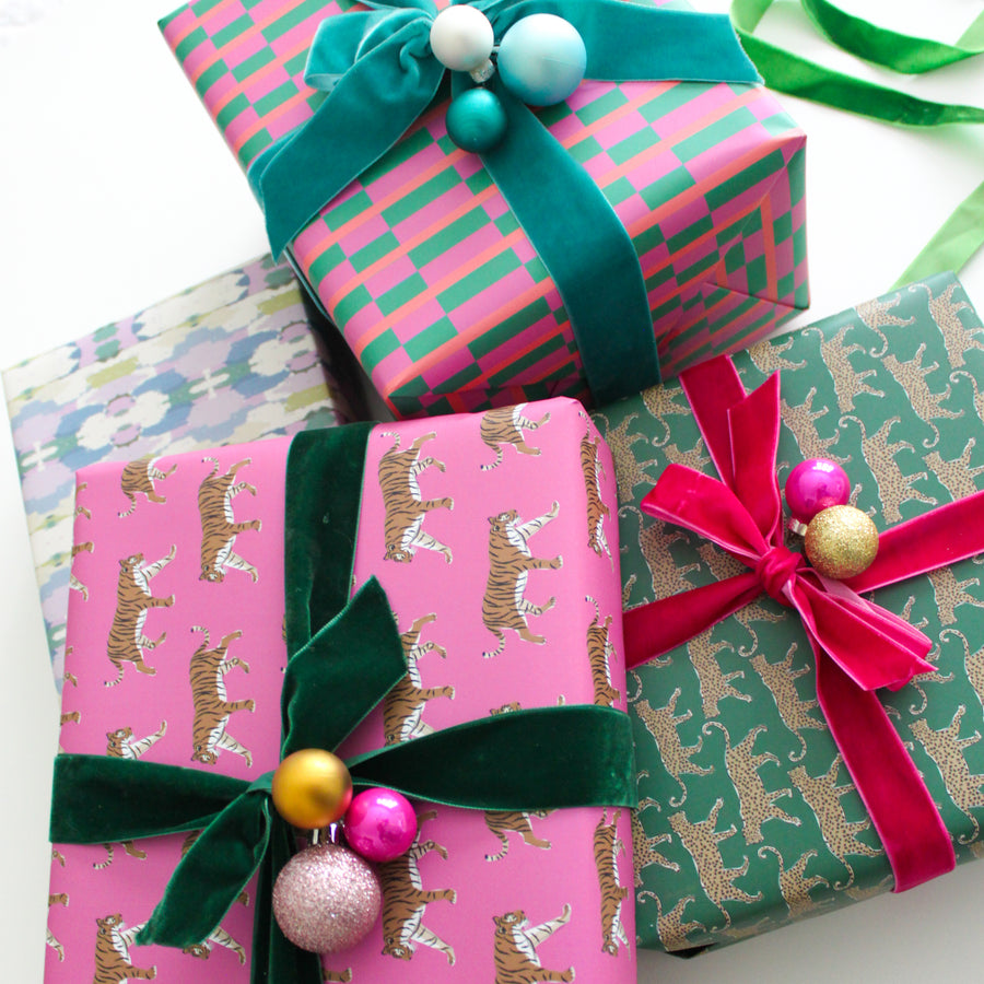 Gift Wrap - Maxi - New!
