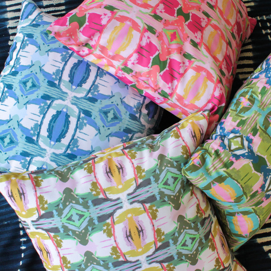 Windsong Indoor/Outdoor Pillow - Square - New!